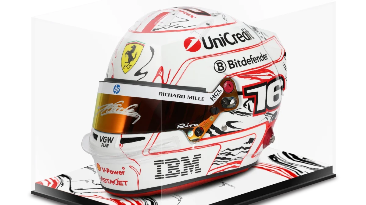 Charles Leclerc 2025 F1 Japanese GP | Bell Mini Helmets