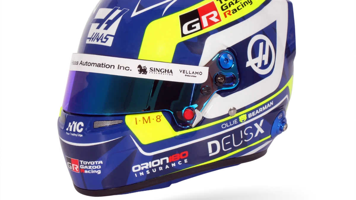 OLLIE-BEARMAN-2026-Mini-Helmet